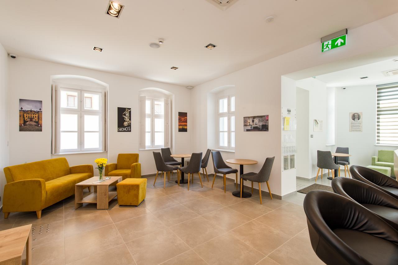 Pilvax Hotel Kalocsa كالوكسا المظهر الخارجي الصورة
